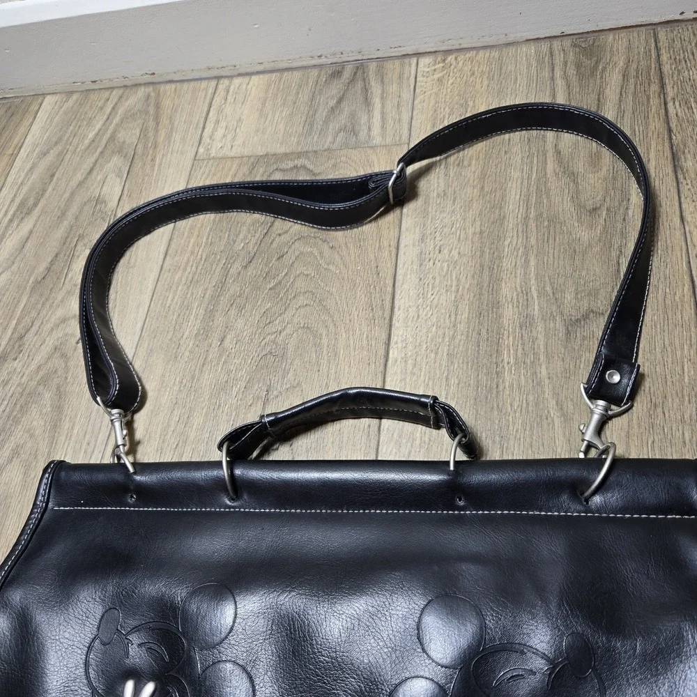 Walt Disney World Multi Pocket Latching Briefcase Mickey‎ Hands & Heads Read